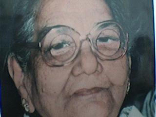 amma.jpg (57684 bytes)